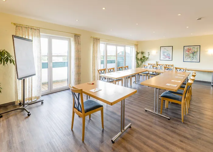 Seehof Am Aartalsee 호텔 Bischoffen